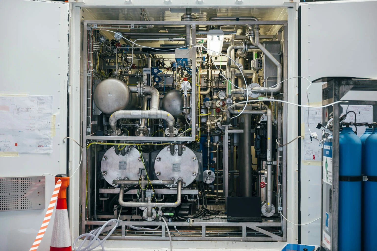 Elogen2-1536x1024