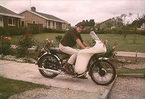 david-hibbett-on-a-motorcycle.pagespeed.1550591987